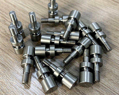 東莞廠家專(zhuān)業(yè)加工不銹鋼303/304/316/45#自動(dòng)數(shù)控車(chē)床加工非標(biāo)件