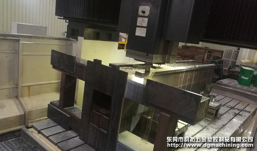 大型數(shù)控龍門銑機械加工的加工特點有哪些？